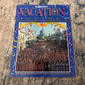 Walt Disney World Vacation‎ Guide 1991-1992